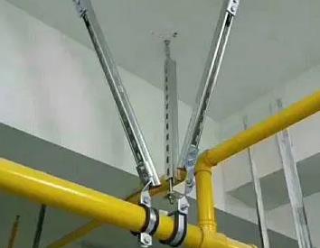 闸阀支撑架的质量要求。价格决定了康巴什抗震支撑框架的质量。